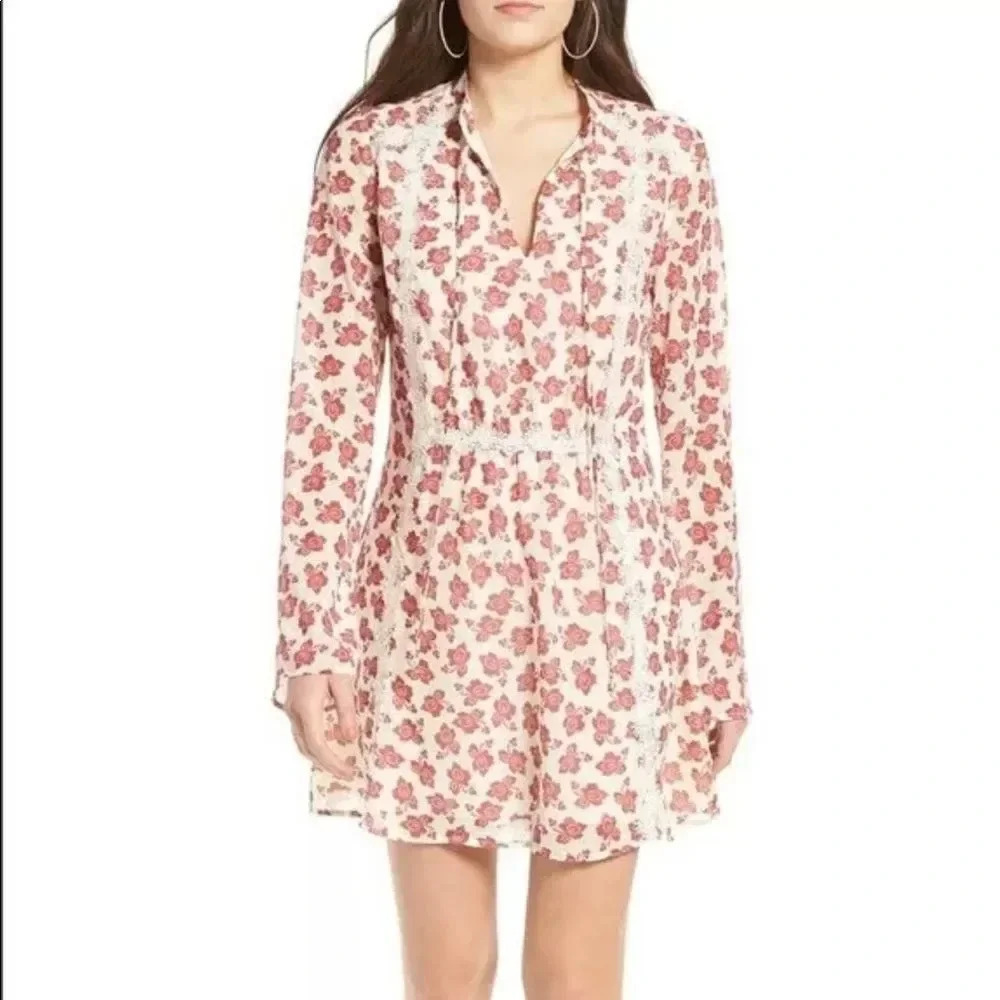 Tularosa Women's Long Sleeve Addis Dress Floral Red/Ivory Sz. M New